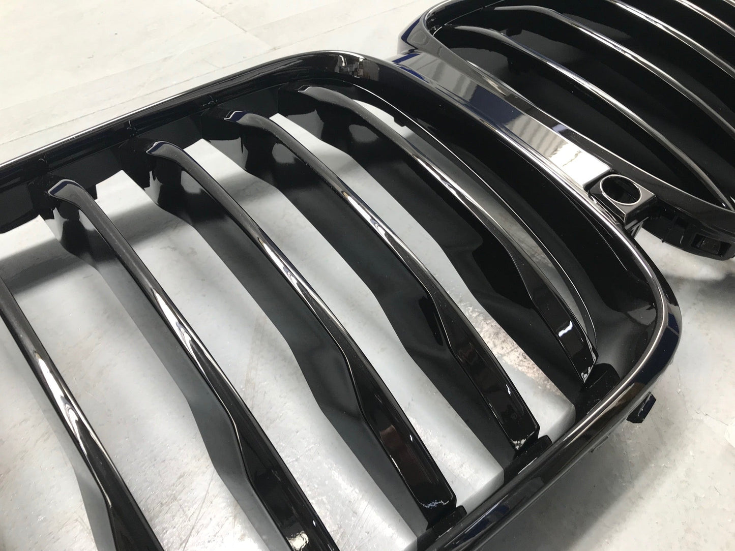 MForce BMW G05 X5 Gloss Black Performance Kidney Grilles - ML Performance EU