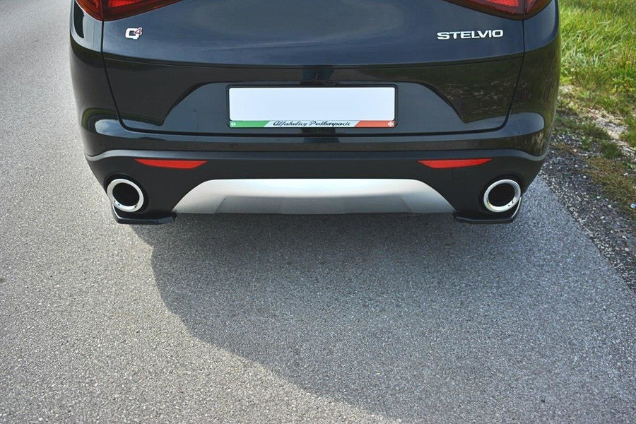 Maxton Design Alfa Romeo Stelvio Rear Side Splitters