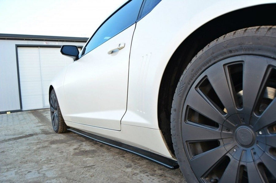 Maxton Design Chevrolet Camaro MK5 SS (US Version) Pre-Facelift Side Skirts Diffusers