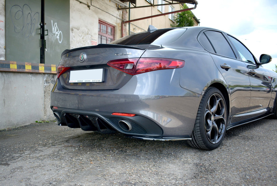 Maxton Design Alfa Romeo Giulia Veloce Rear Valance